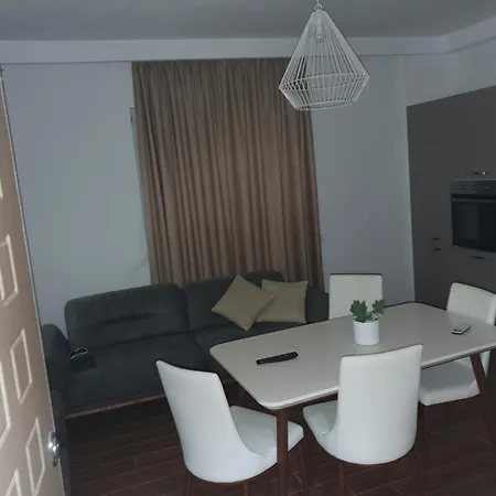 Flor De Mar Qerret Golem (Tirana)