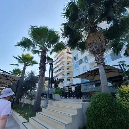 Appartamento Flor De Mar Qerret *