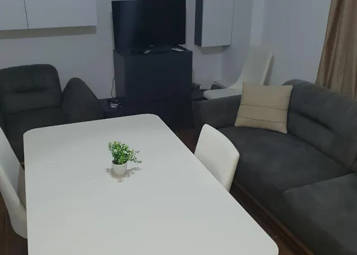 Flor De Mar Qerret アパート